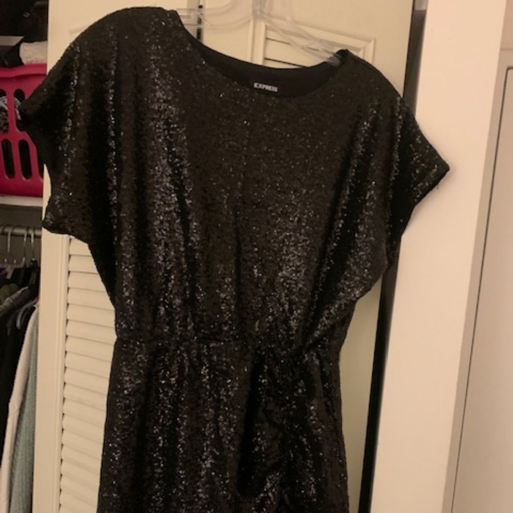 Express- Size Medium- Black Sequin Short Sleeve Dress